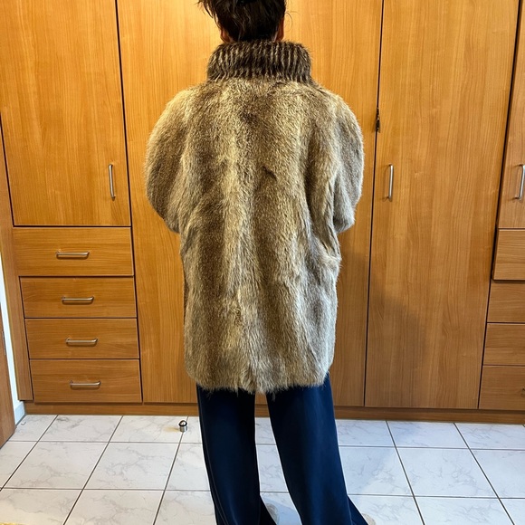 Authentic Fur Coat - Picture 2 of 6